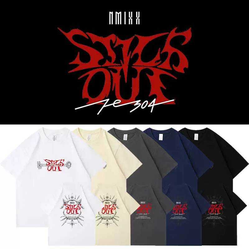 Pre-Order | เสื้อยืด NMIXX : Fe3O4 [STICK OUT]