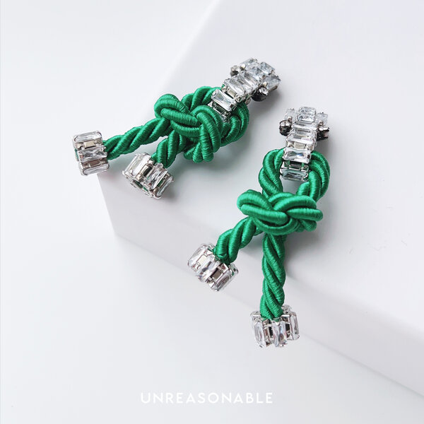 Knot earrings ต่างหูเชือก สีเขียว ต่างหูคลิป ก้านเงินแท้ น้ำหนักเบา UA1003-02 Unreasonable Access...