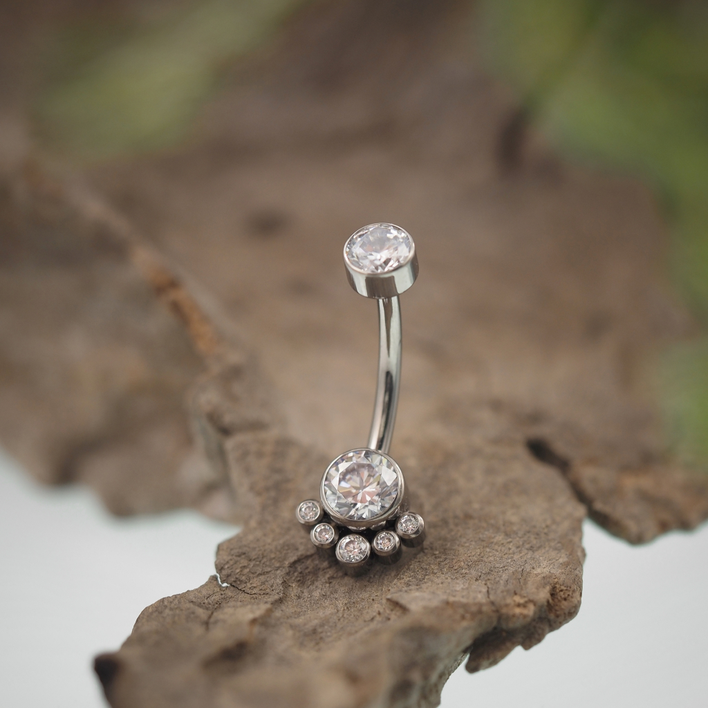 PiercingRoom by jay จิวสะดือ Cluster CZ Titanium G23 เกรดการแพทย์ (ราคาต่อชิ้น)