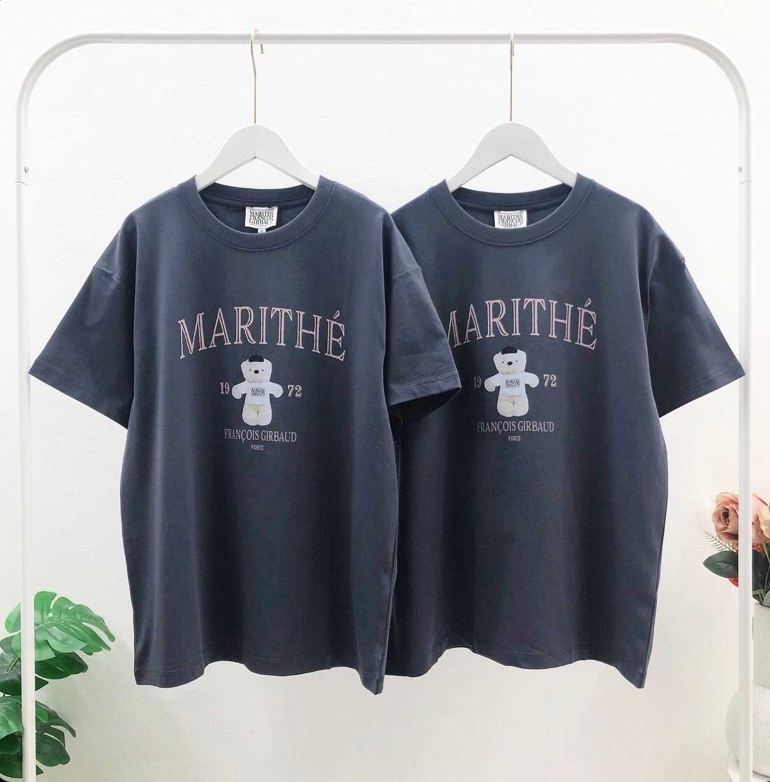 พร้อมส่ง  Marithe Graphic Oversize T-Shirt (Charcoal)