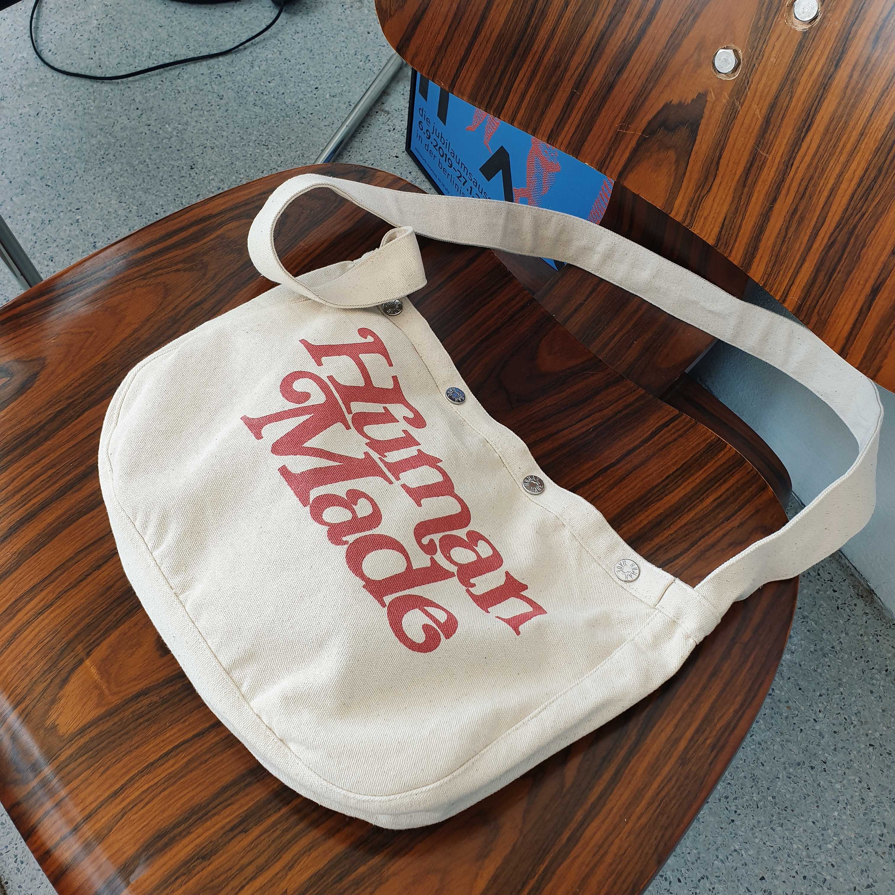 (สินค้าPREORDER15-20DAYS) Humanmade x Girl dont cry paperboybag ss22