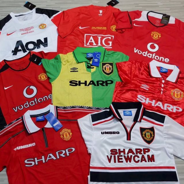 เสื้อ Manchester United Retro ย้อนยุค Classic เสื้อบอลแมนยูย้อนยุค
