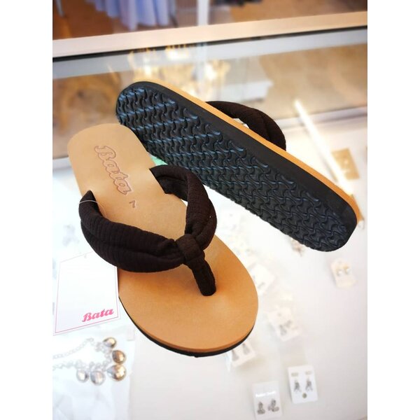 Bata รุ่น 579-4312 รองเท้าบาจา แบบหนีบ พื้นเรียบ รุ่น 579-4312