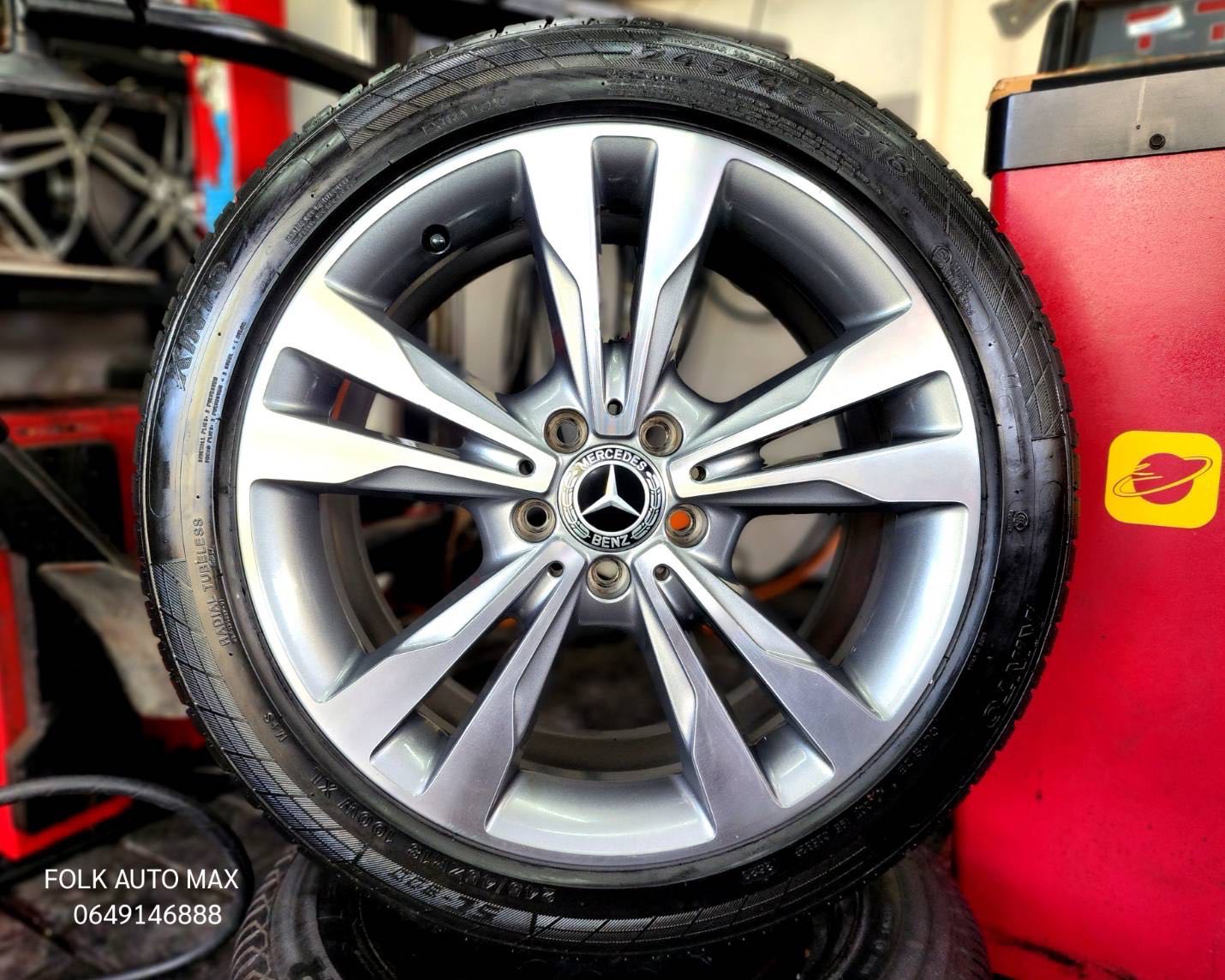 ล้อ Mercedes Benz แท้ C Class  C220d  w205 ขอบ 18 สภาพสวย หน้า7.5J ET44 หลัง8.5J ET56 1609468 55555 
