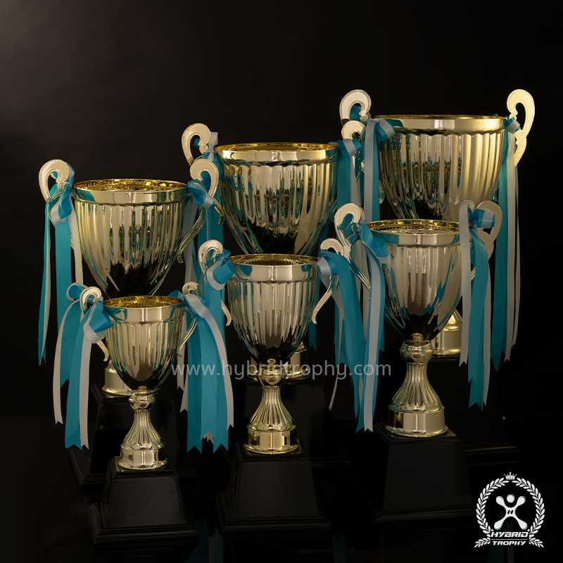 Hybrid Trophy ถ้วยรางวัลโลหะอิตาลี HYB-111 สี Gold