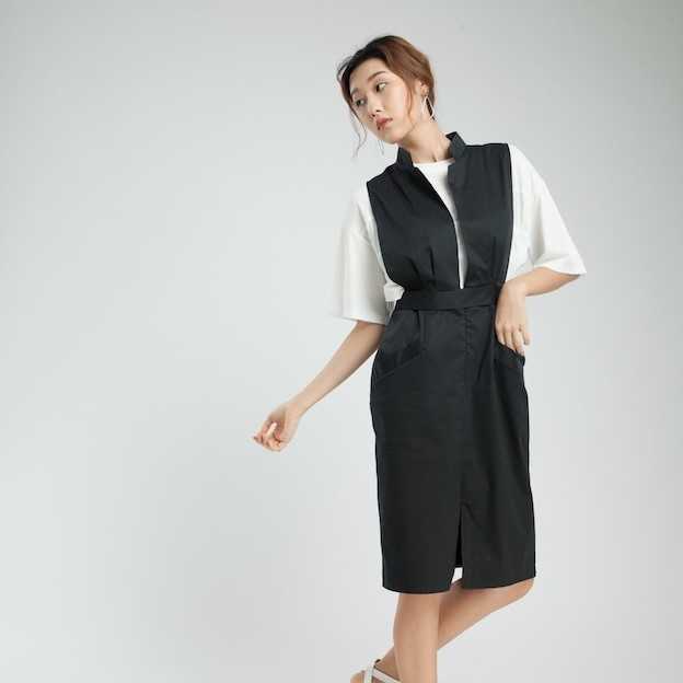 QueenCows ชุดให้นม Chole Sleeveless Dress (Black)