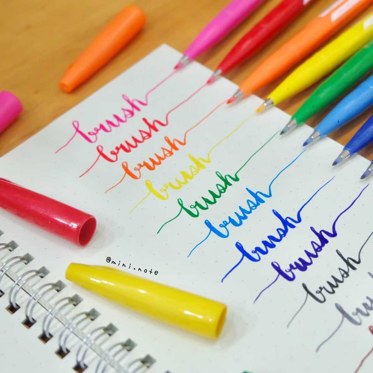 ปากกาพู่กัน Pentel Touch (แบบแยกแท่ง สีปกติ)