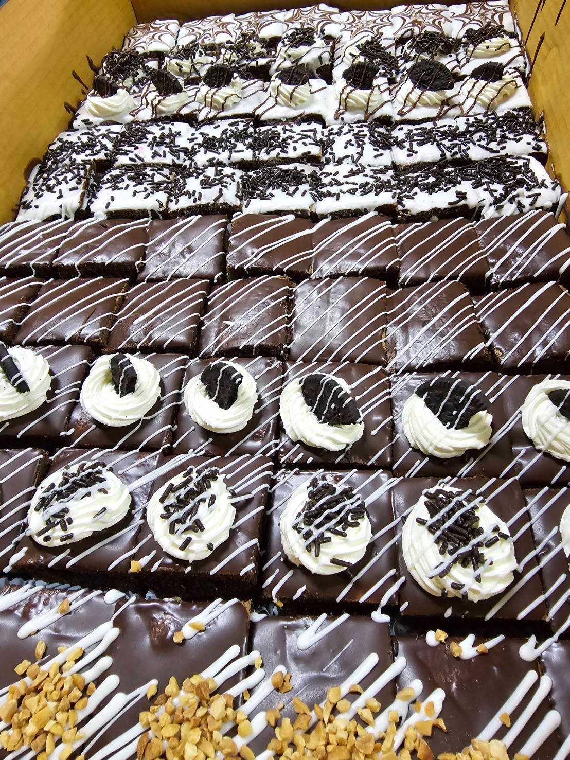 056. WC  ไวท์ชอค 70 ชิ้น/365- (5.2-)