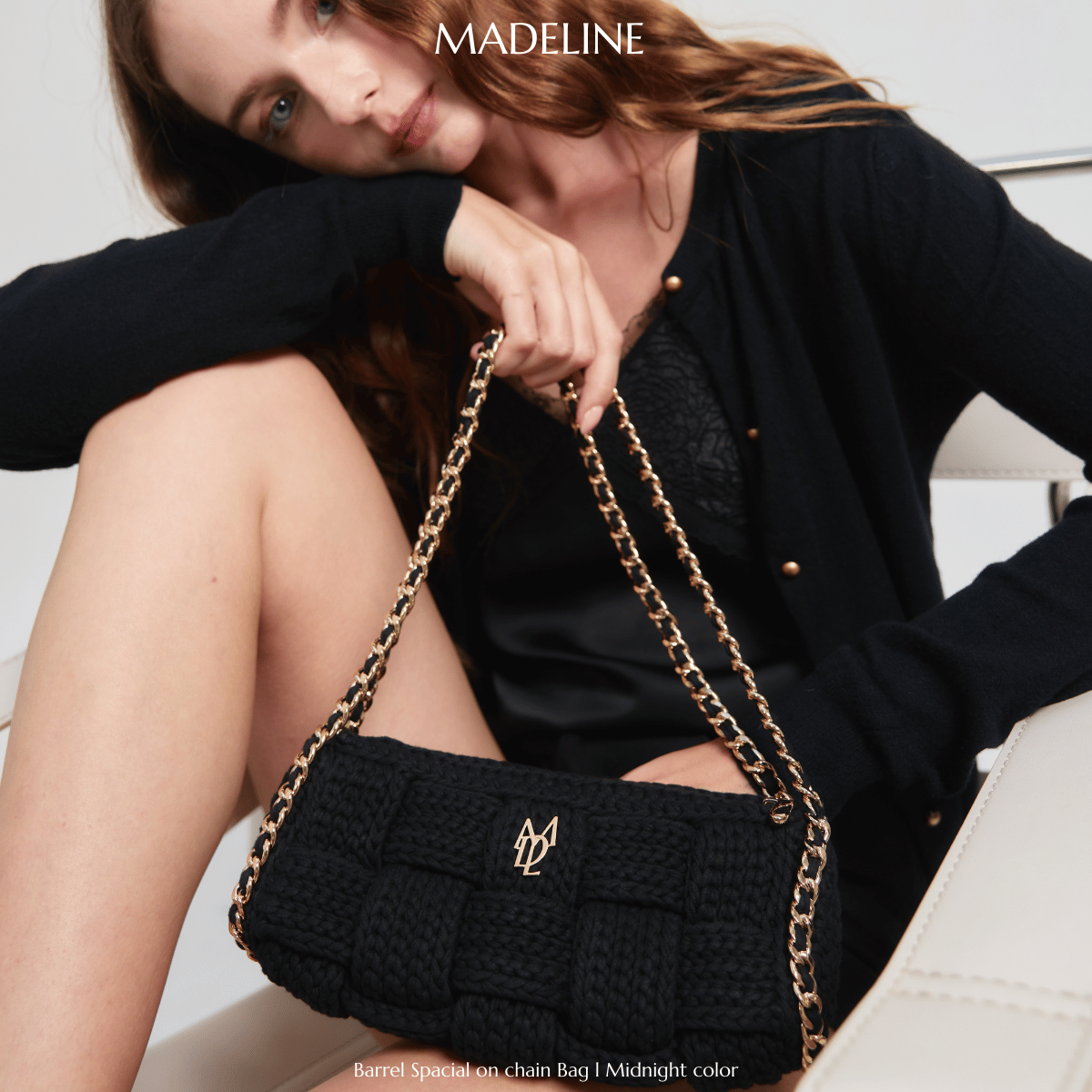 MADELINE กระเป๋าถักรุ่น Barrel Bag – Special On Chain Edition สีดำมิดไนท์ ดีไซน์คลาสสิก