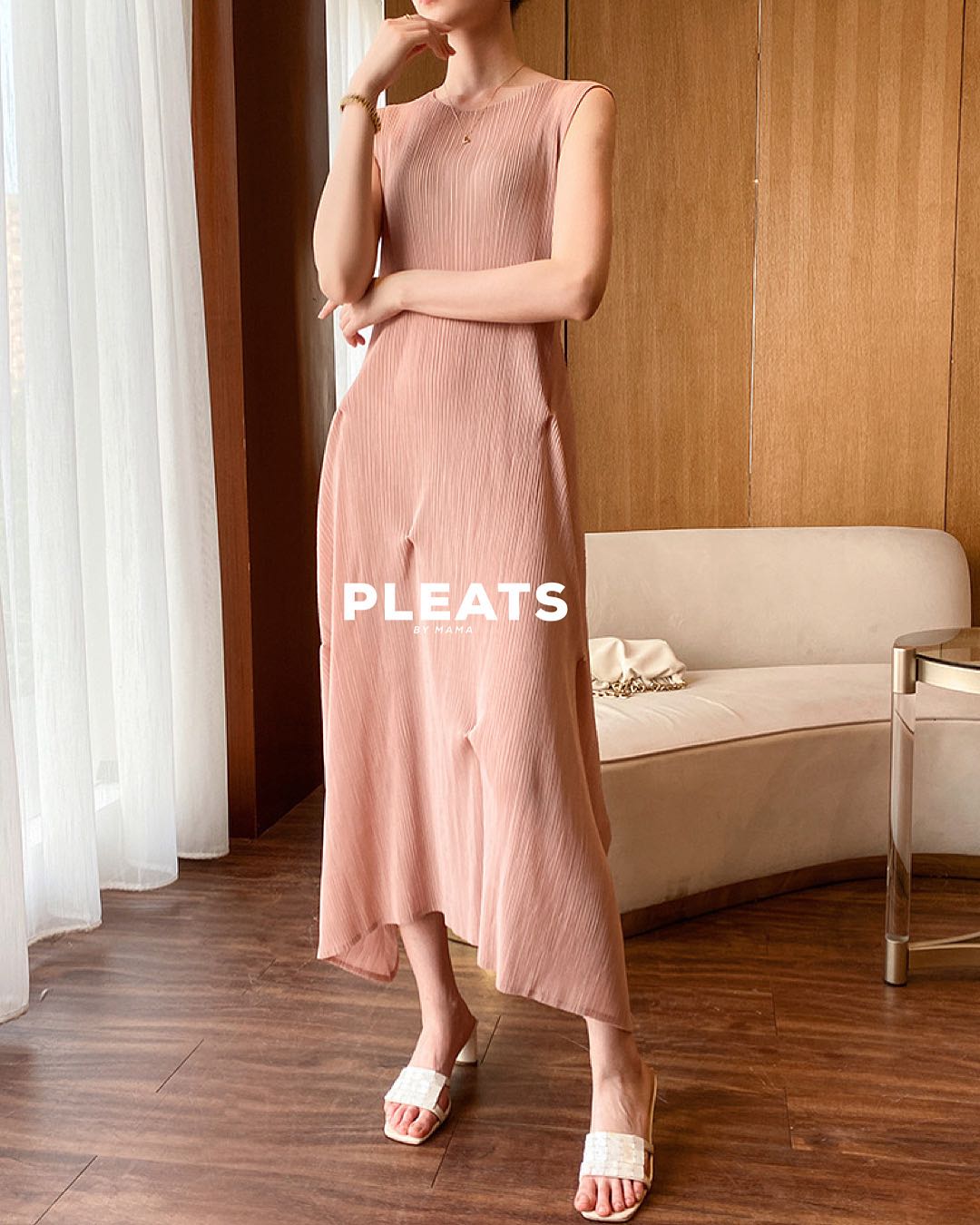 PLEATS DRESS - D043