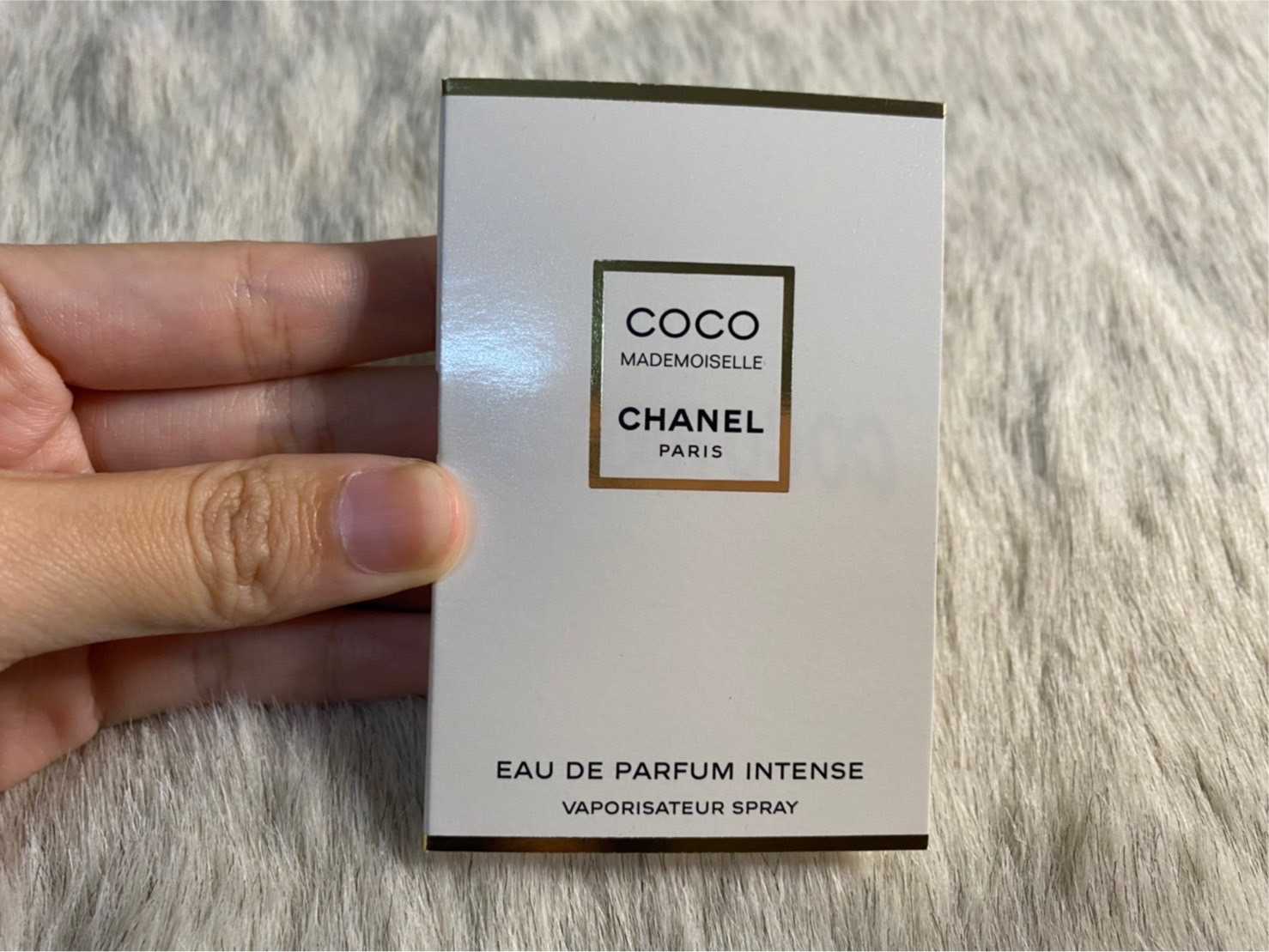 Vial Chanel Coco Mademoiselle intense