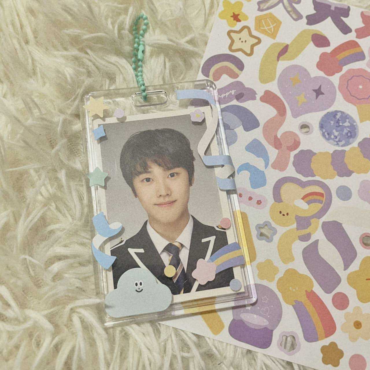 Card Case — เคสการ์ดอะคริลิคใส + โซ่ไข่ปลา