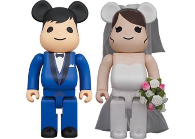 Bearbrick Wedding 4 Plus 2 Figure Set 400%, 2020
