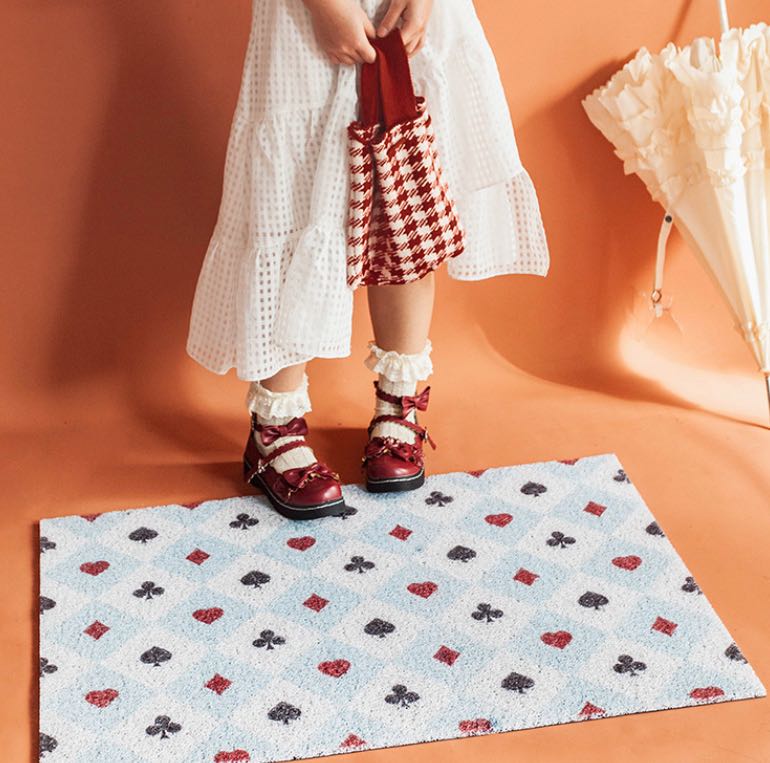 ✅พร้อมส่ง：พรมดักฝุ่น Alice in wonderland ❤️