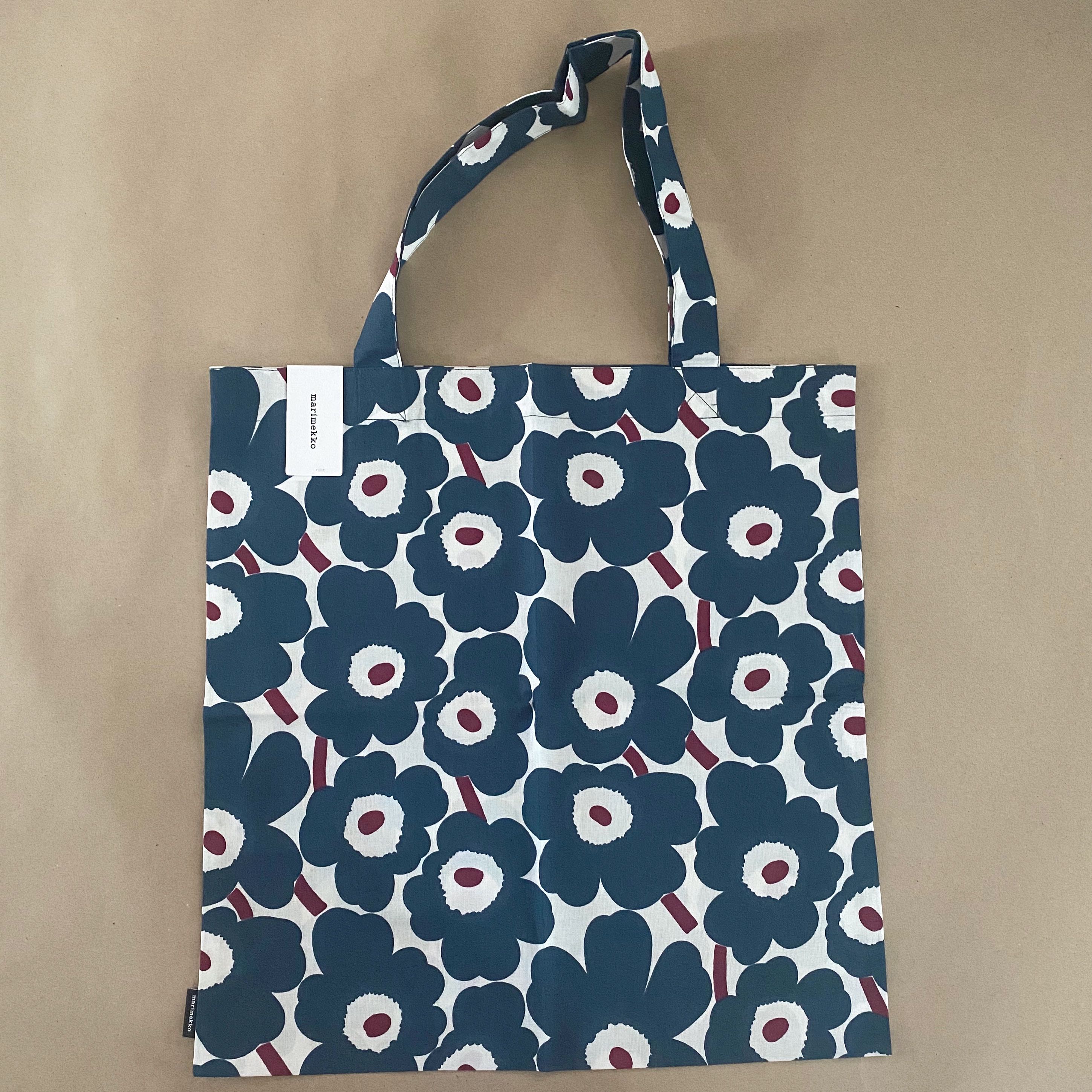 marimekko tote bag in cruise finland  /สั่งซื้อโดยตรงผ่าน line ส่งฟรีค่า