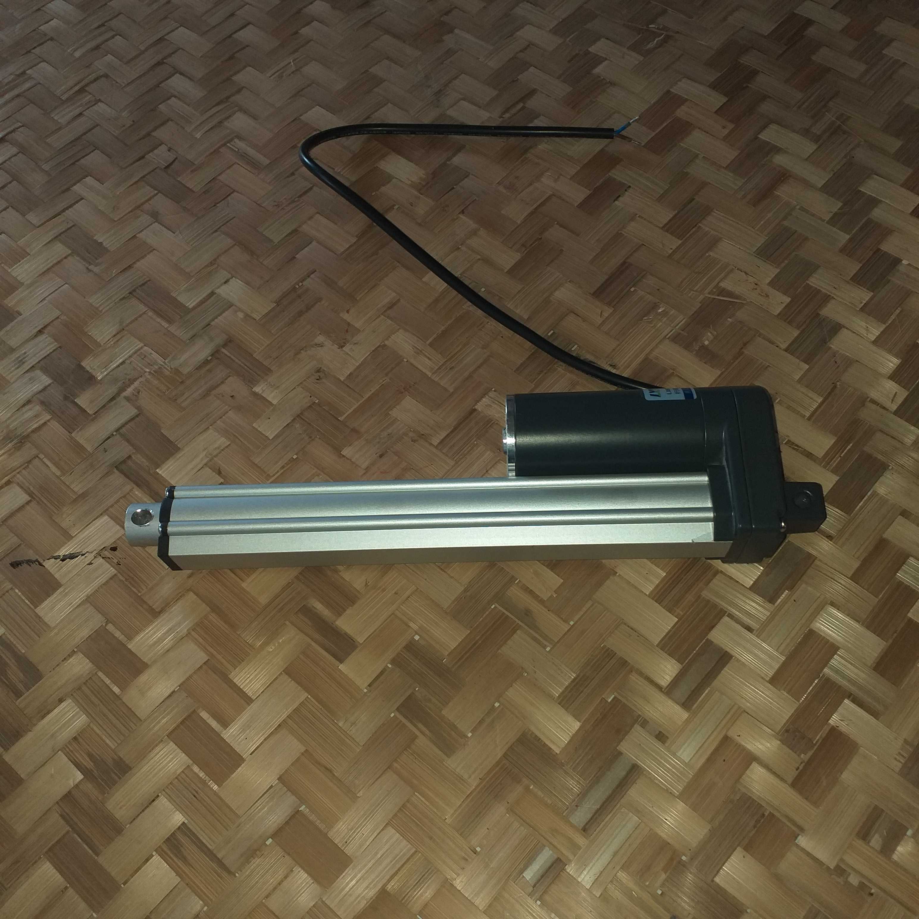 #007200L124004020# 12V 400N 40mm/s ระยะชัก 20cm มอเตอร์แกนชัก