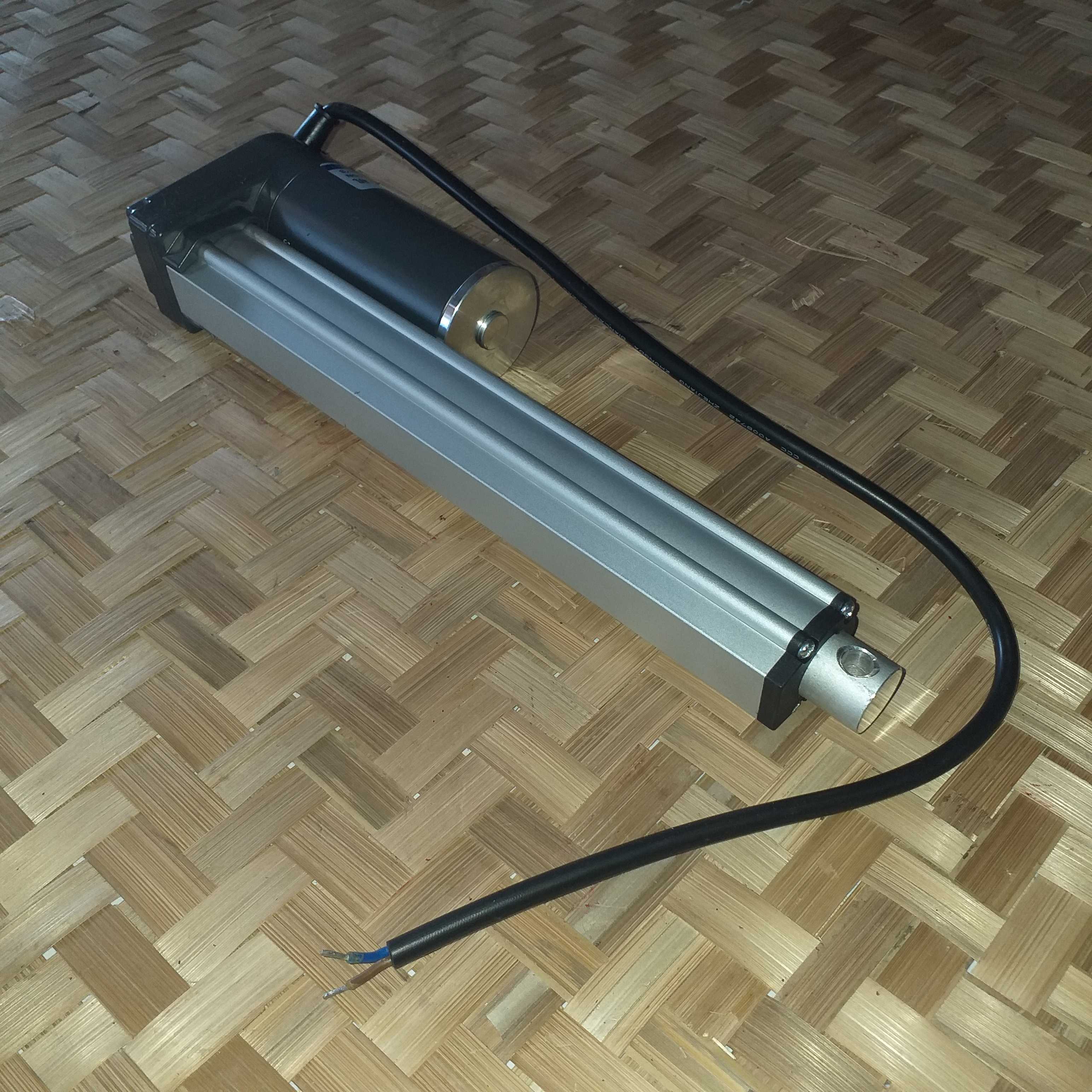 #009200L124004030# 12V 400N 40mm/s ระยะชัก 30cm มอเตอร์แกนชัก