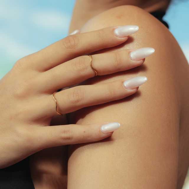 Veola Wave Ring