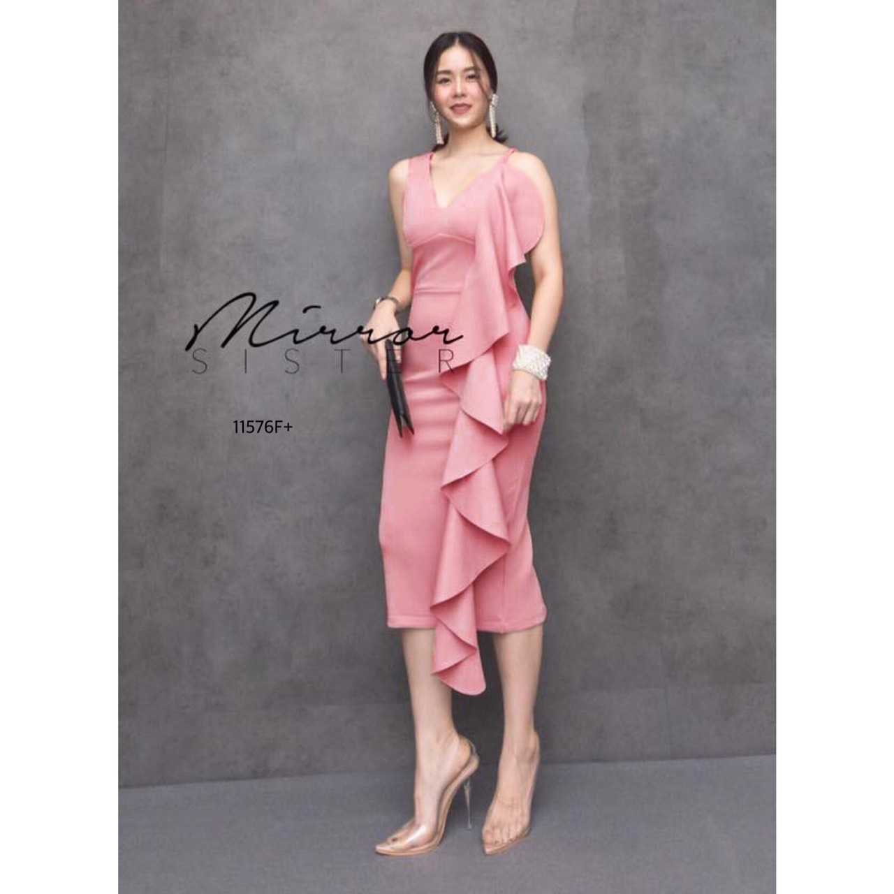 Dress เดรสแขนกุดสายเดี่ยว 1 ข้าง ผ้าซาร่าเงา แต่งระบาย