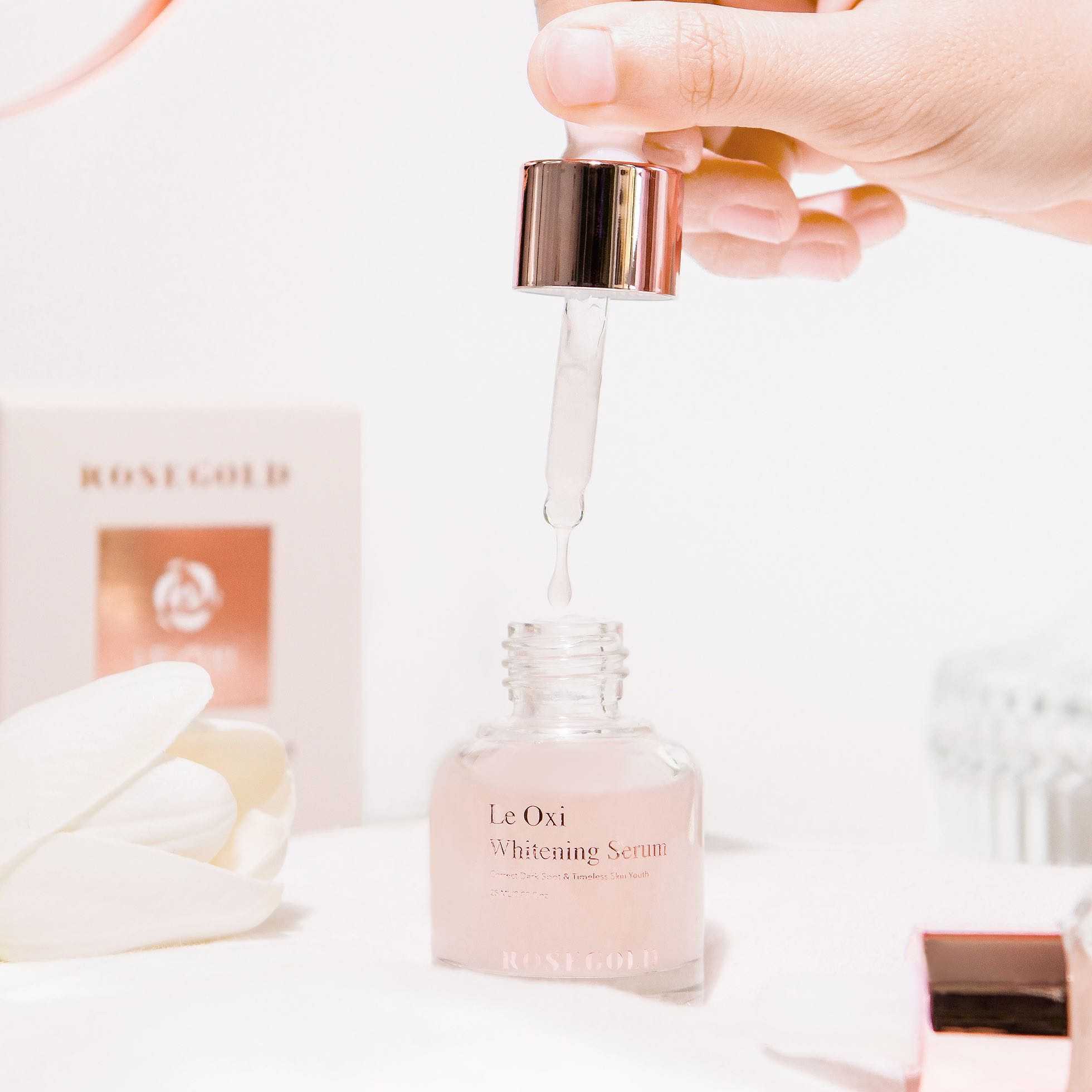 Le Oxi Whitening Serum