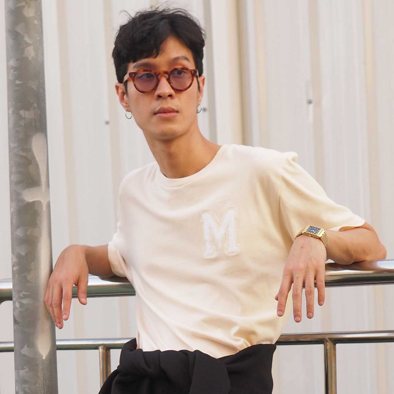 [MOO 1/22] M T-shirt