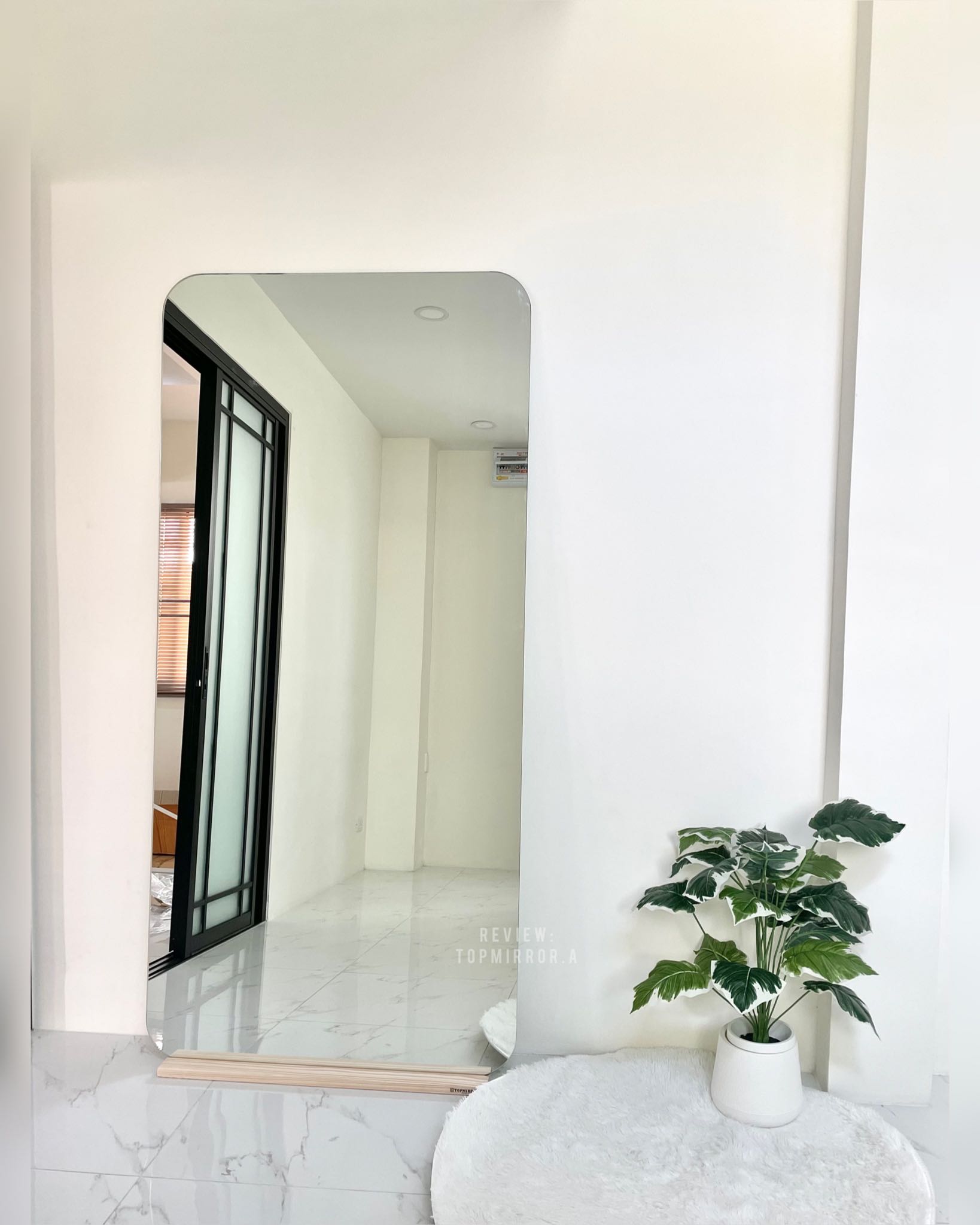 Over door ทรงมน4มุม 90x190 ซม. (แถมฐานไม้)