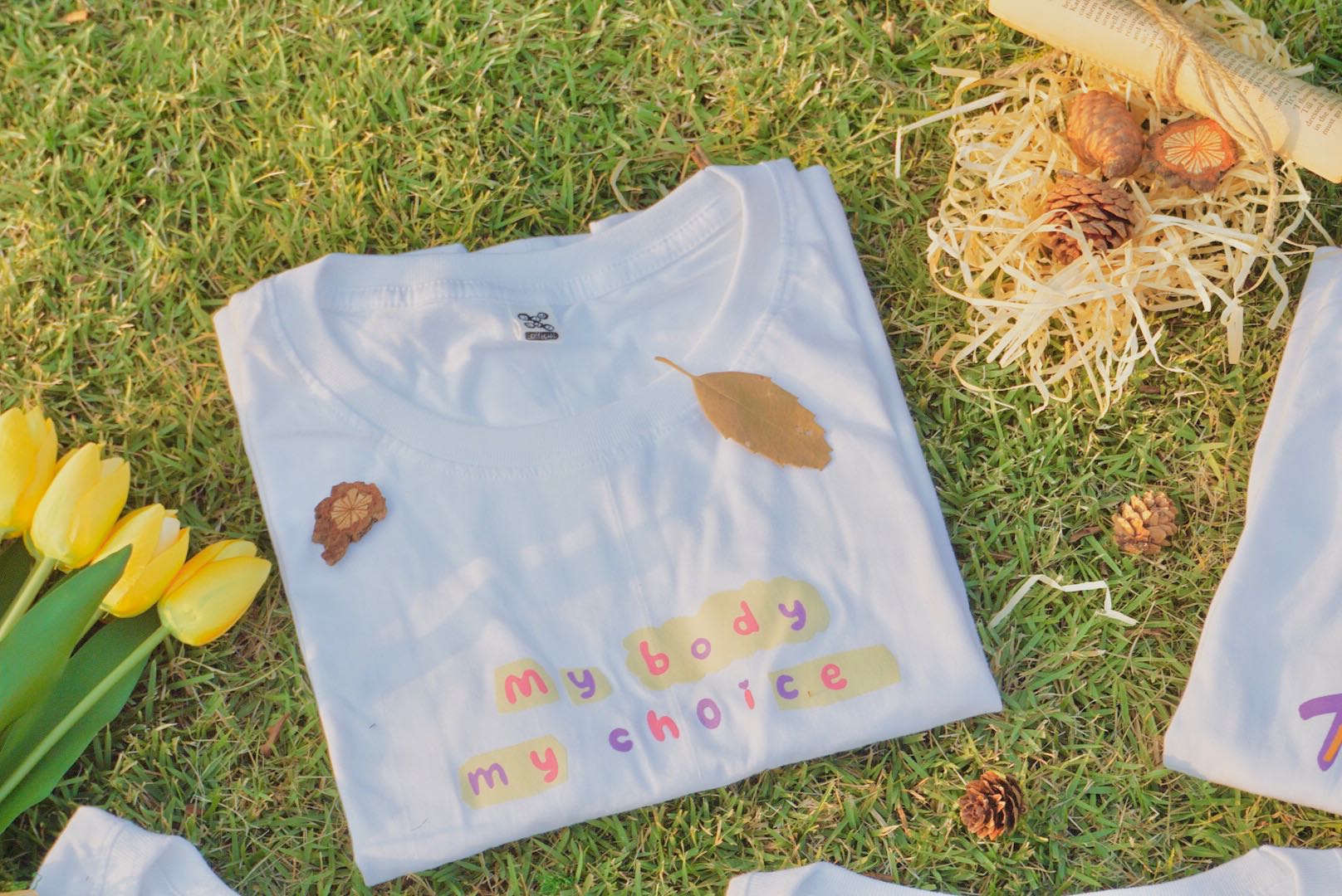 เสื้อยืด “Life Quote” [My Body My Choice]