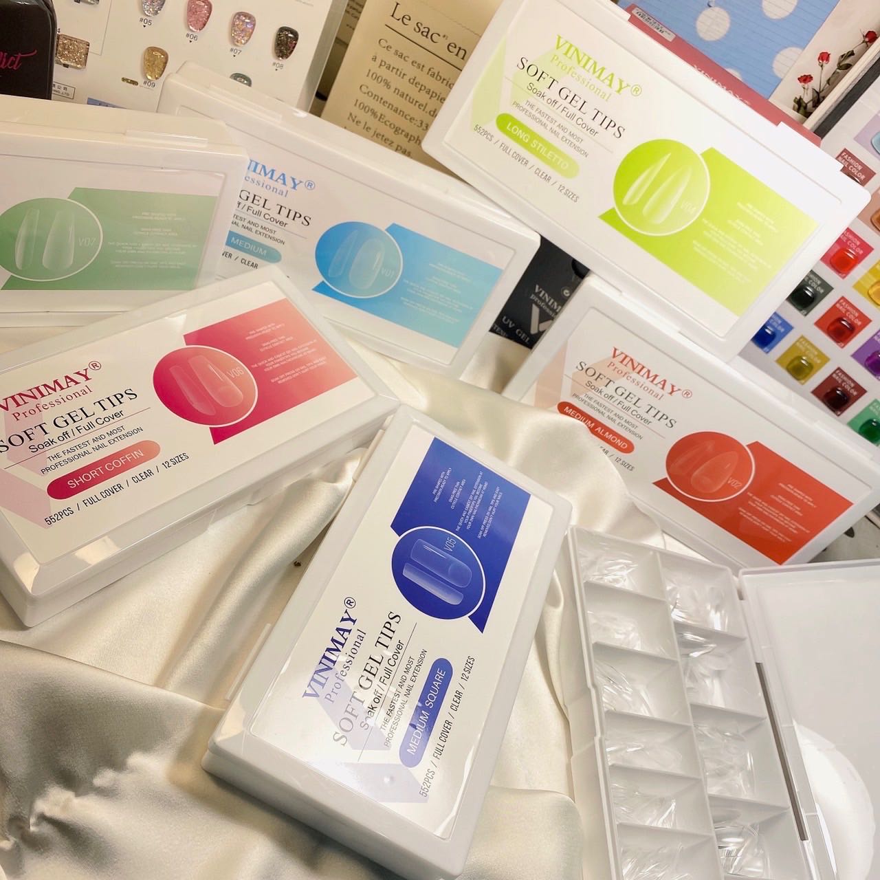 Pvc Soft Gel#กล่อง โคนด้านสีใส (552ชิ้น)