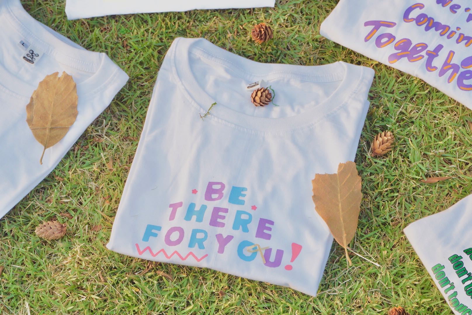 เสื้อยืด “Life Quote” [Be There For You]