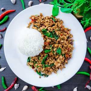 ข้าวกะเพราหมูสับ