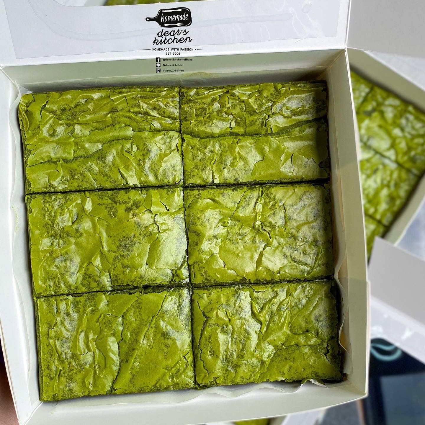 พรีออเดอร์ รอ 1-3 วัน - พรีเมียมนิชิโอะมัทฉะบลอนดี้ / Premium Nishio Matcha Blondie