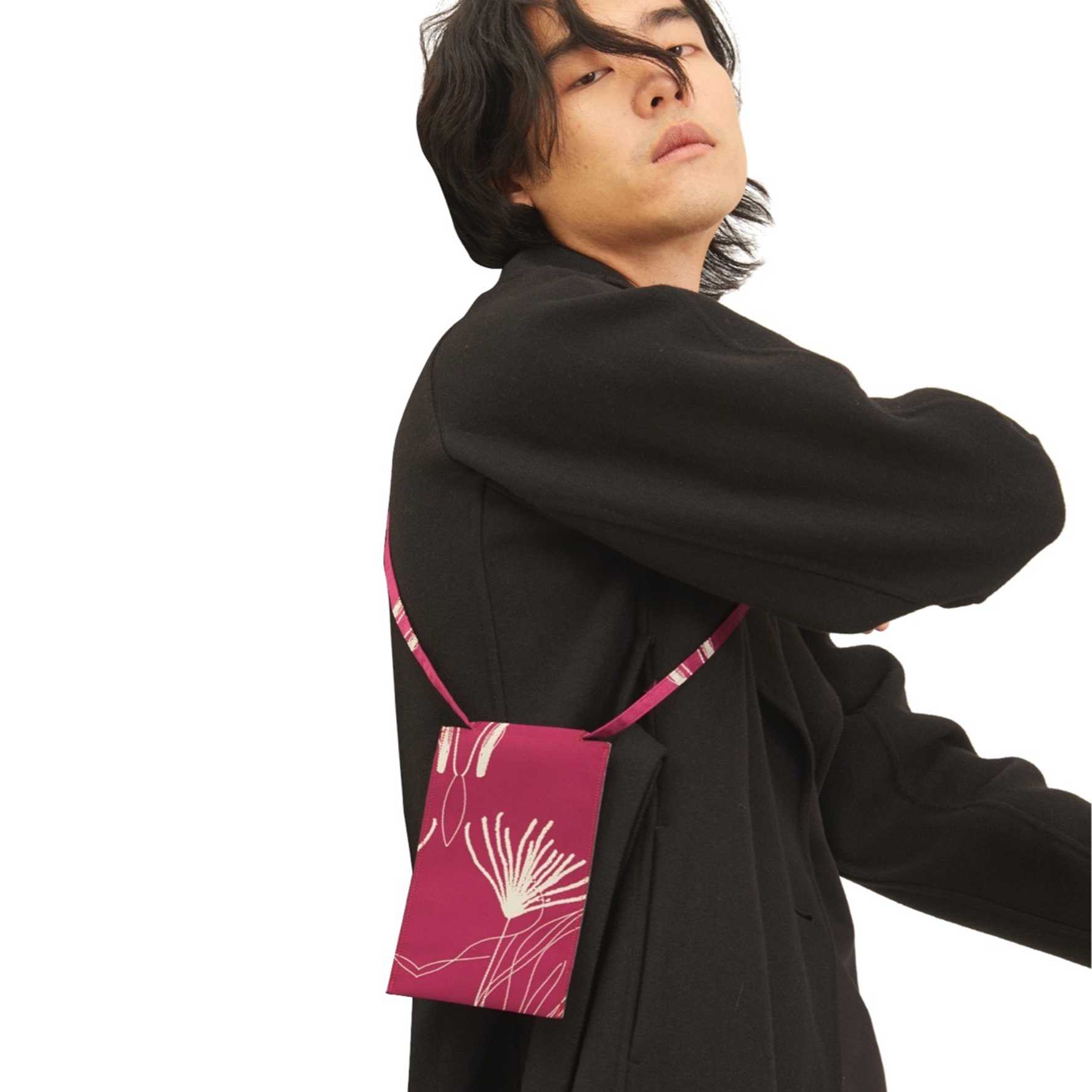 PHKA X OMT - Phone Pouch : Finger Grass - Purple