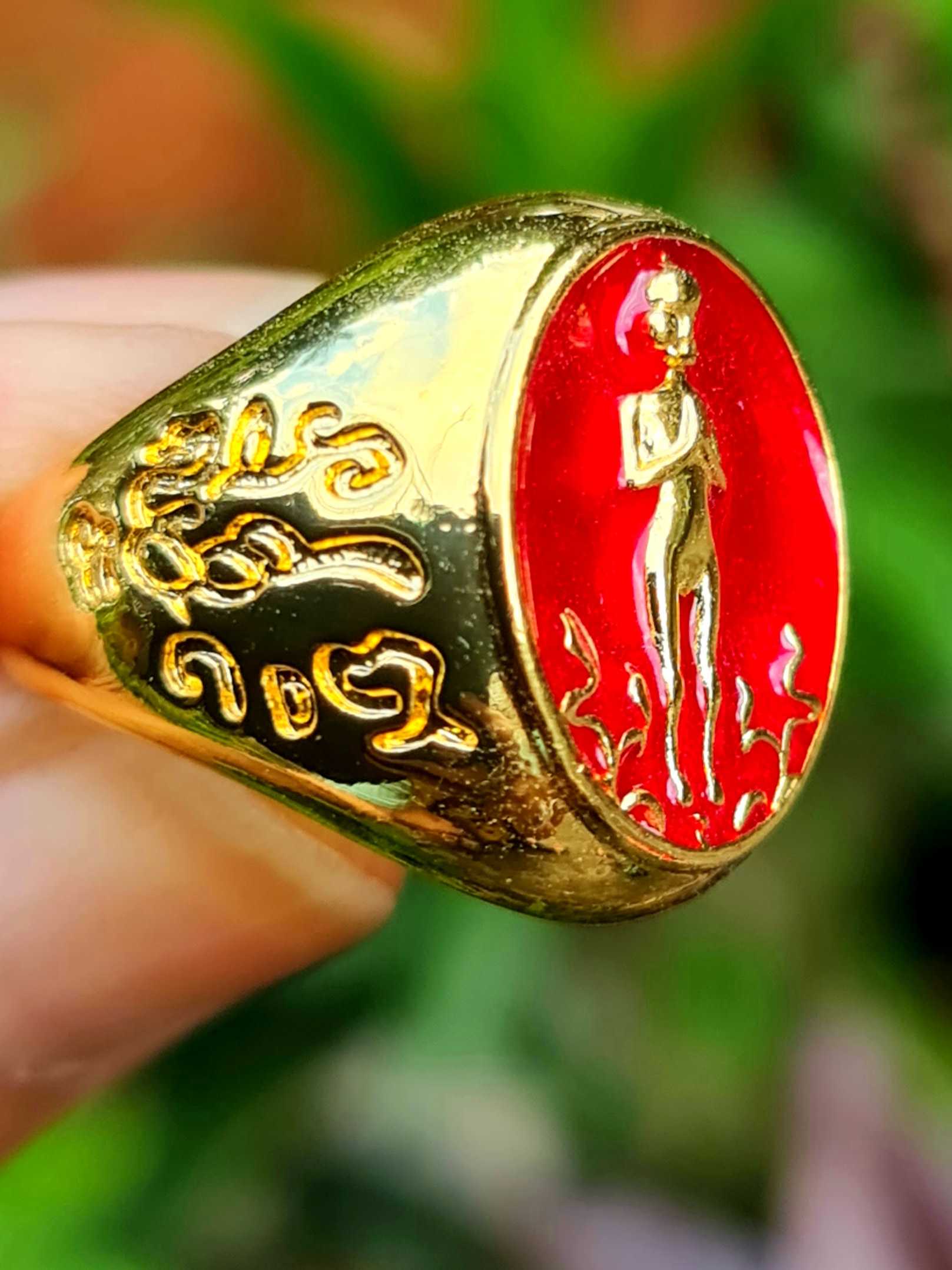 แหวน ไอ้ไข่ วัดเจดีย์ ลงยาสีแดง ทองแท้18K หนัก2บาท ไม่ลอกไม่ดำใส่ยาวๆไป มี4เบอให้เลือก 8 9 10 11.