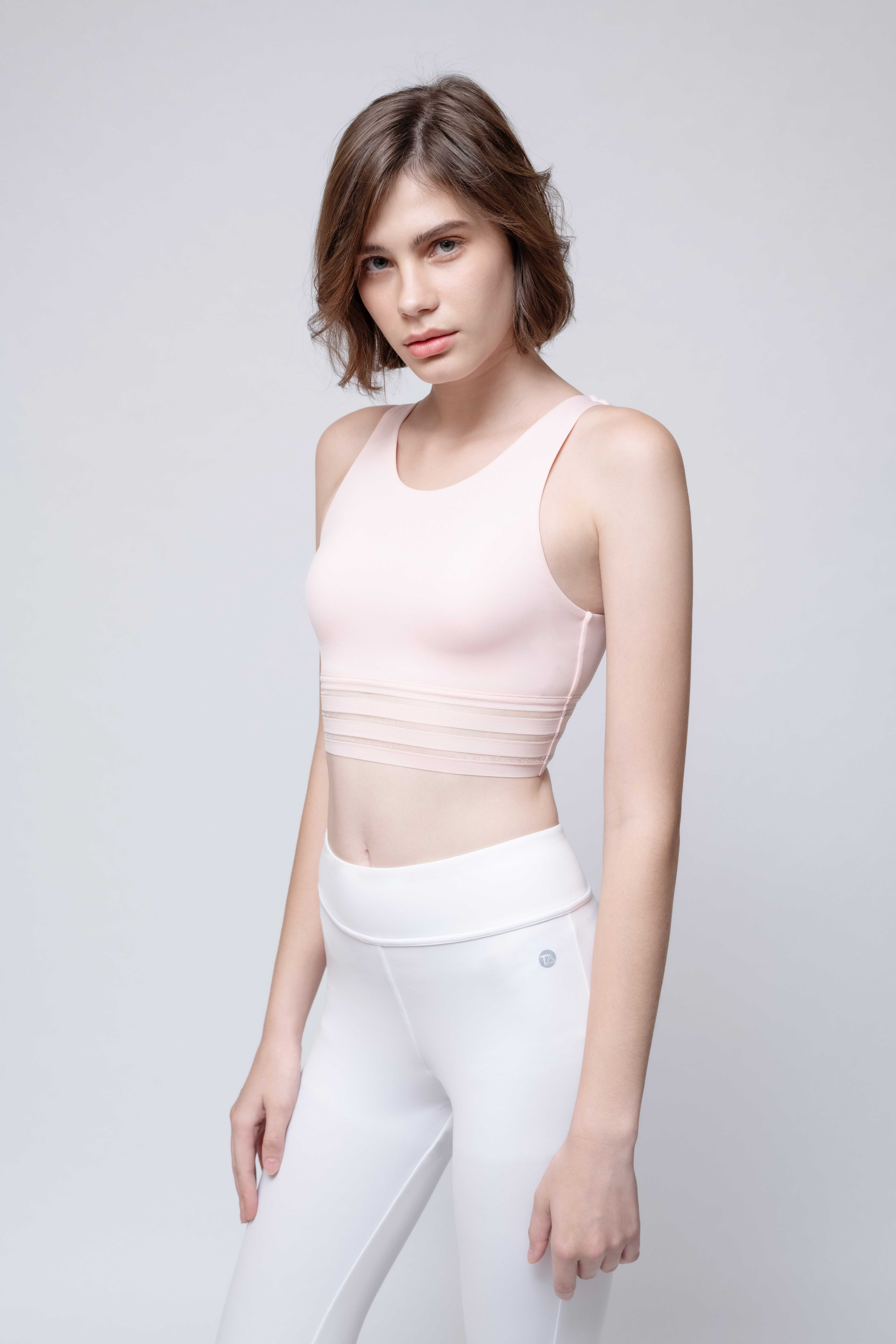 VICKY V- BACK CROP
