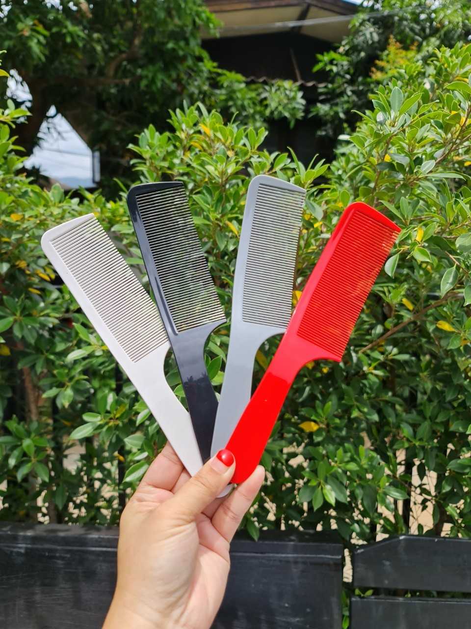 หวีโค้ง 41400 สีเทา/เเดง/ขาว/ดำ