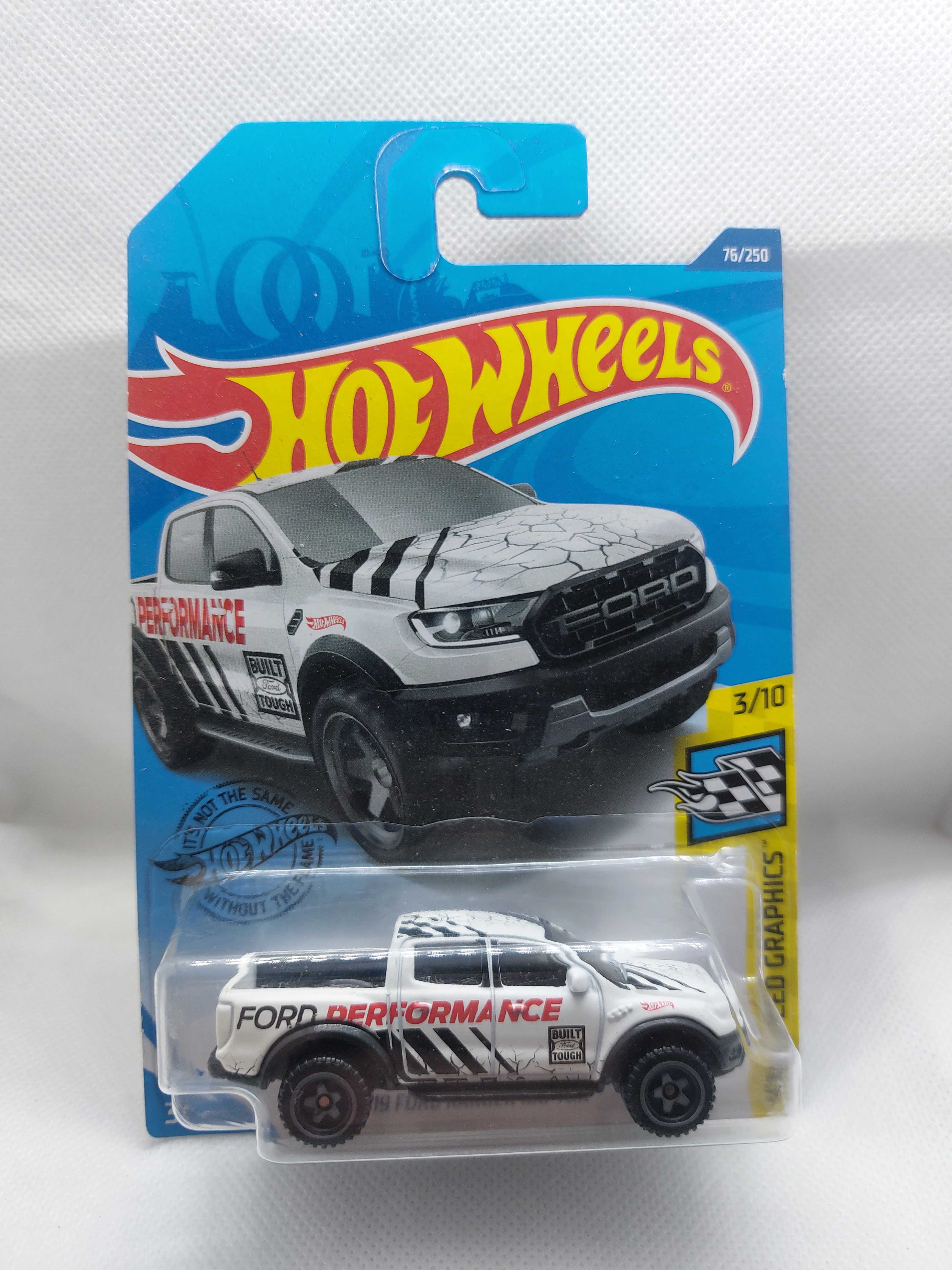 Hot Wheels 19 FORD RANGER RAPTOR LINE SHOPPING