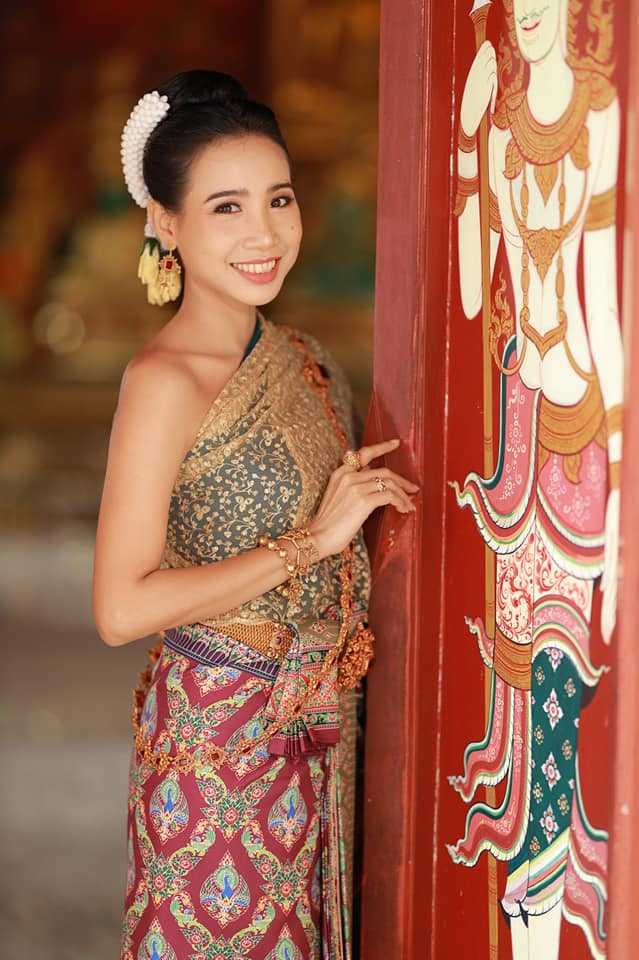 ผ้าลายอย่าง -ลายมนต์มยุเรศ-