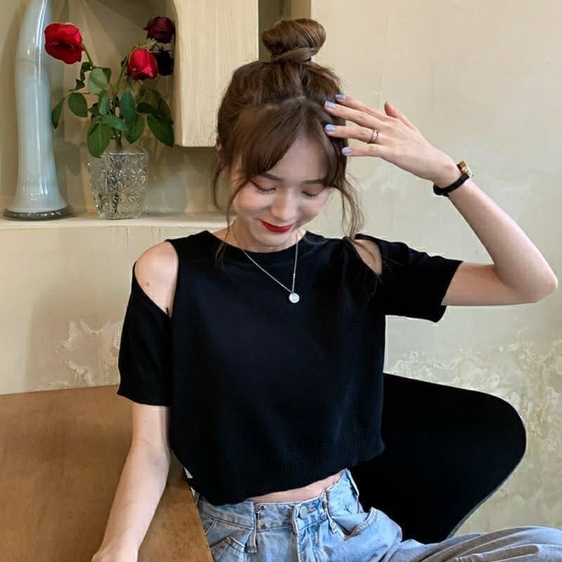 เสื้อครอปสม็อคเอว เสื้อครอปเปิดไหล่ 