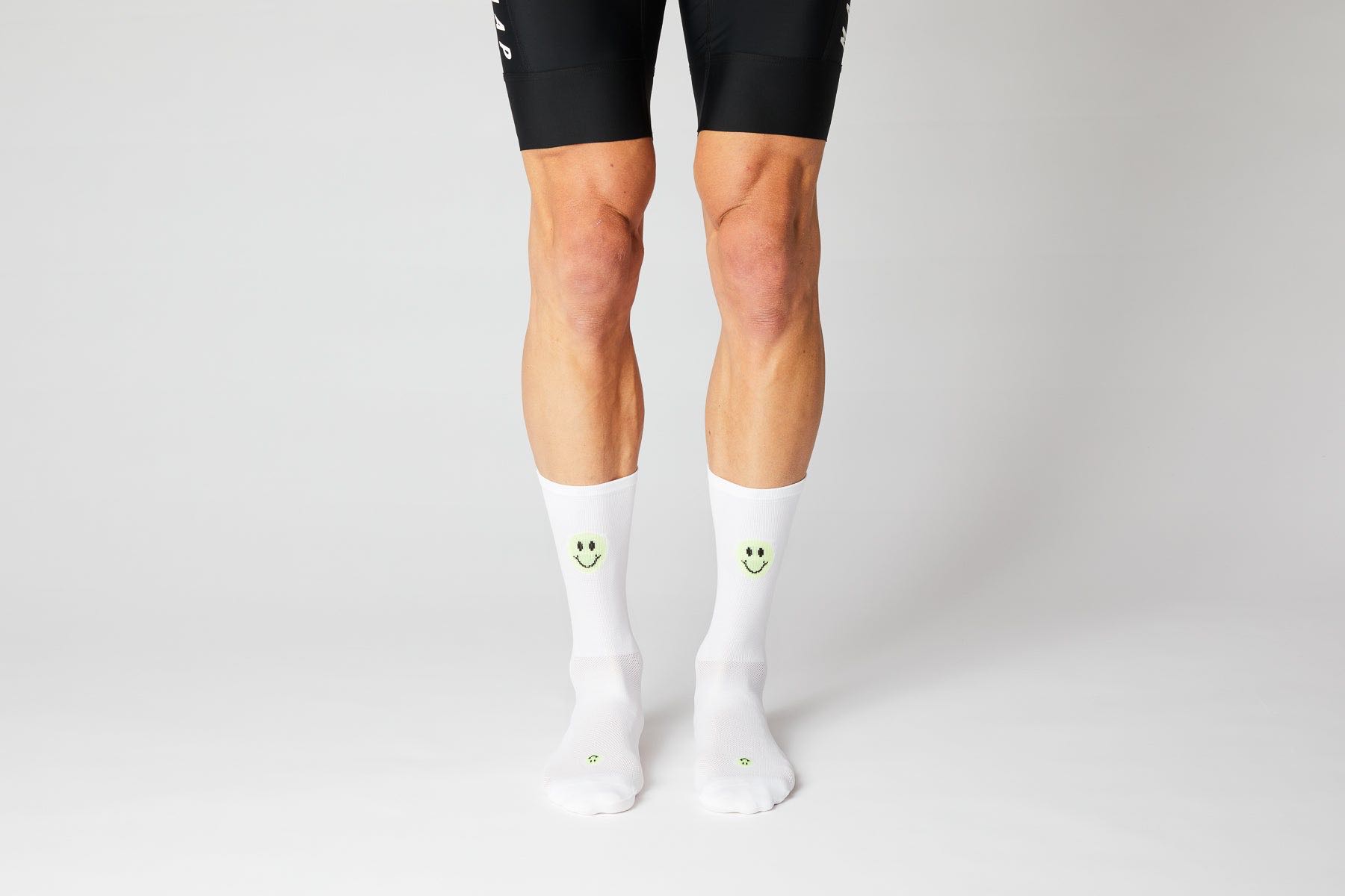 FC#11_02 SMILEY - WHITE / NEON