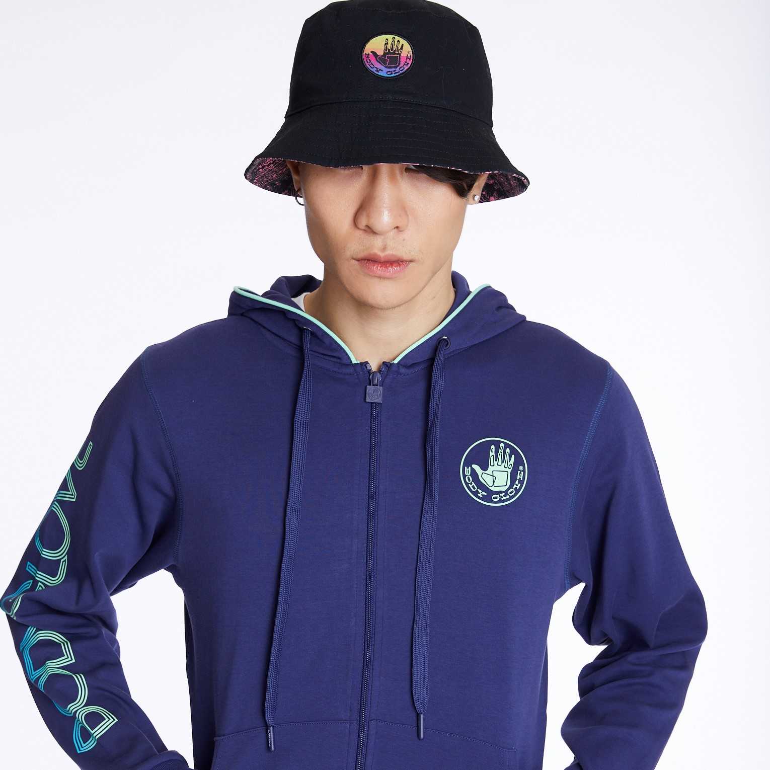 Women'sSC TRACK CLUB HOODIE เสื้อฮู้ดผู้ชาย สีน้ำเงิน 32