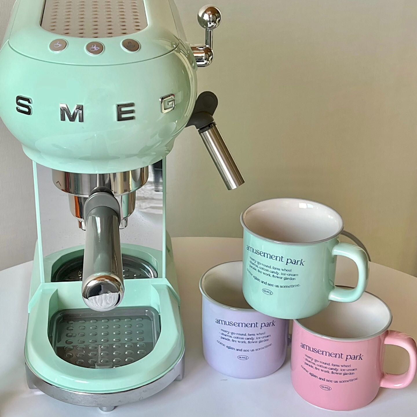 amusement park mug