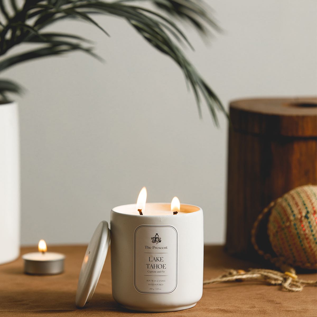 Lake Tahoe เทียนหอมจากไขถั่วเหลือง (Soy Wax Candle) กลิ่น เลคทาโฮ่ กลิ่น 200 g.