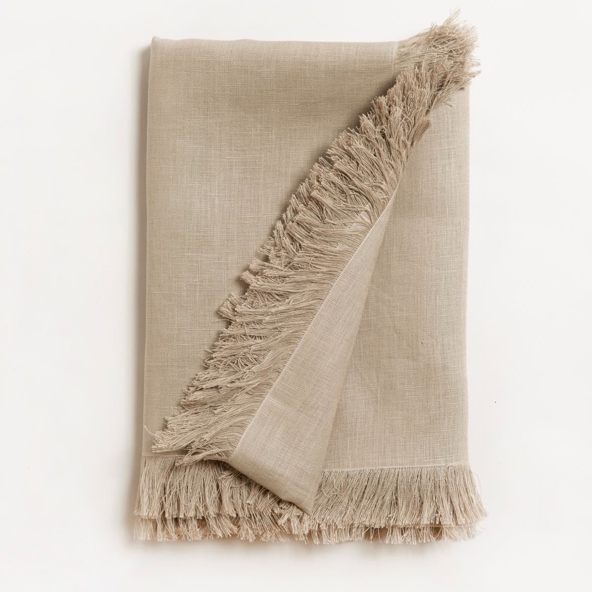 ผ้าปูโต๊ะขอบรุ่ย FRINGED LINEN TABLECLOTH - STONE