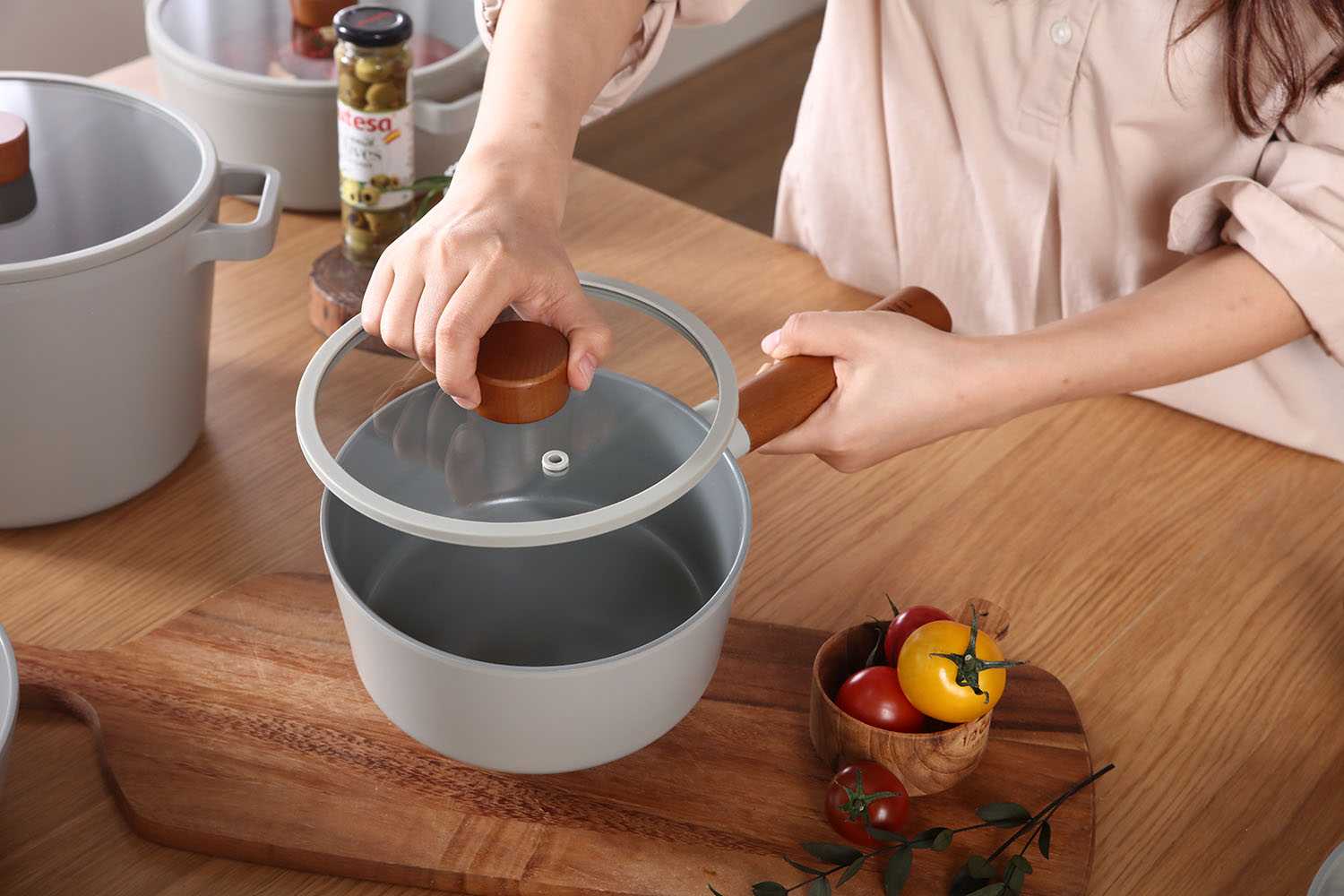[Midnight green,พร้อมส่ง] FIKA - Saucepan 18 cm+glass lid : หม้อด้าม 18 cm + ฝา สีมิดไนท์กรีน
