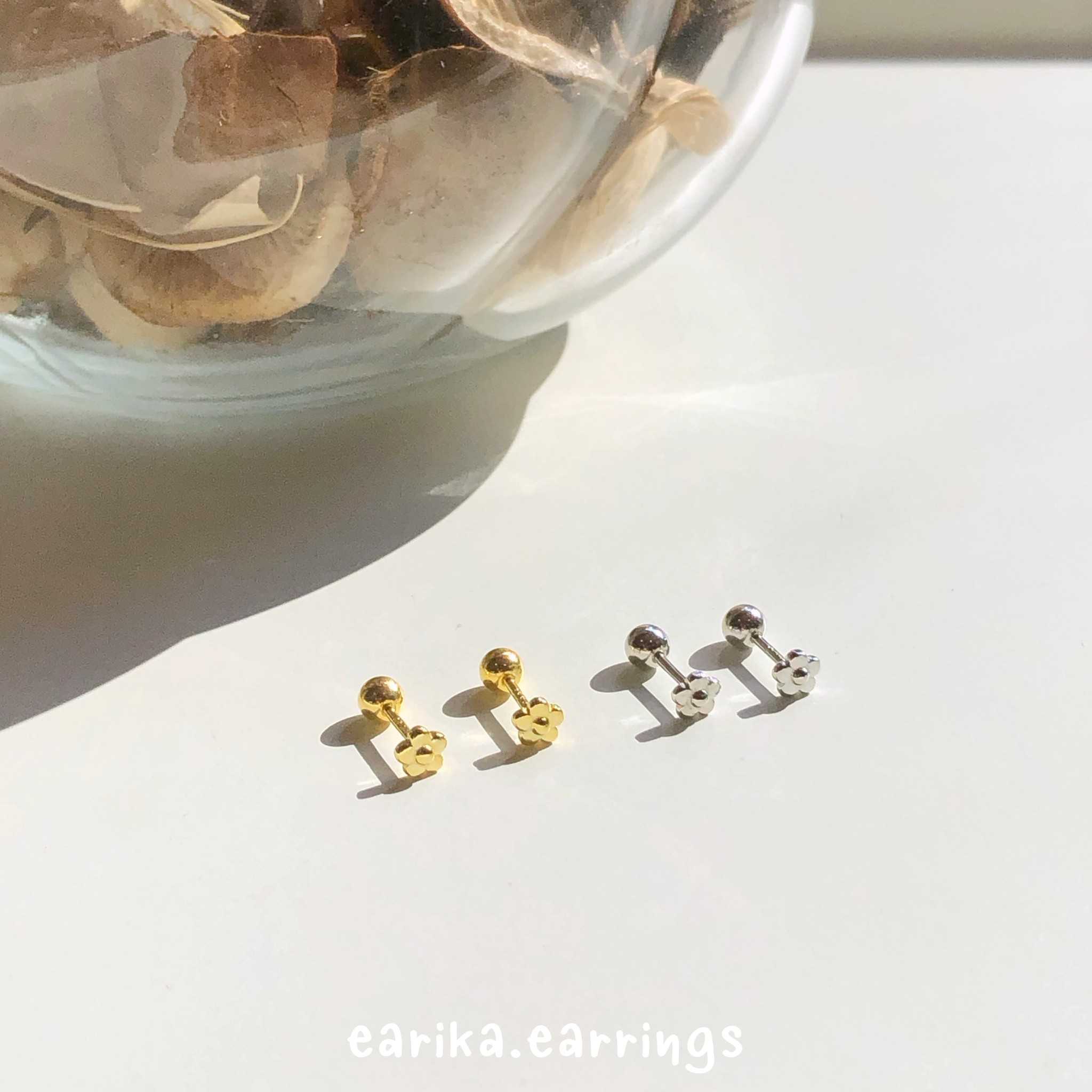 earika.earrings - tiny daisy piercing จิวหูเงินแท้เดซี่จิ๋ว (ราคาต่อชิ้น) เหมาะสำหรับคนแพ้ง่าย