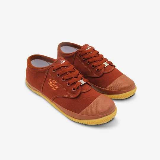 รองเท้าผ้าใบเบรกเกอร์ Breaker รุ่น FUTSAL  สีน้ำตาล