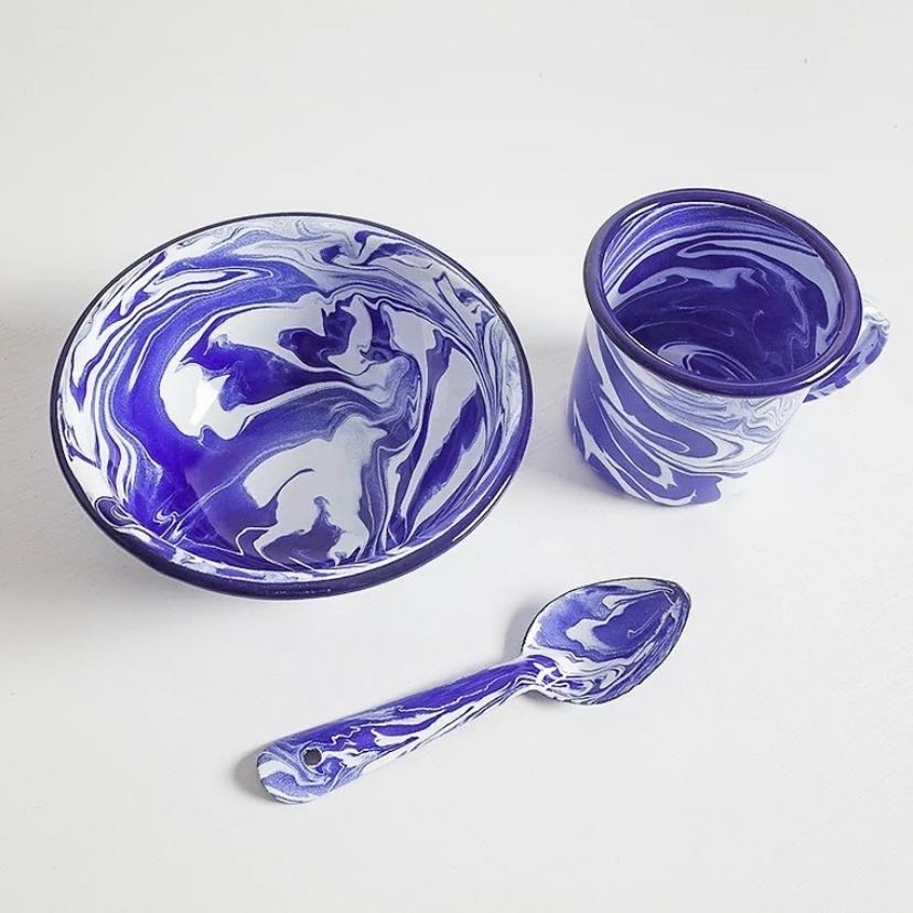 Klein blue porcelain set (Pre-order)
