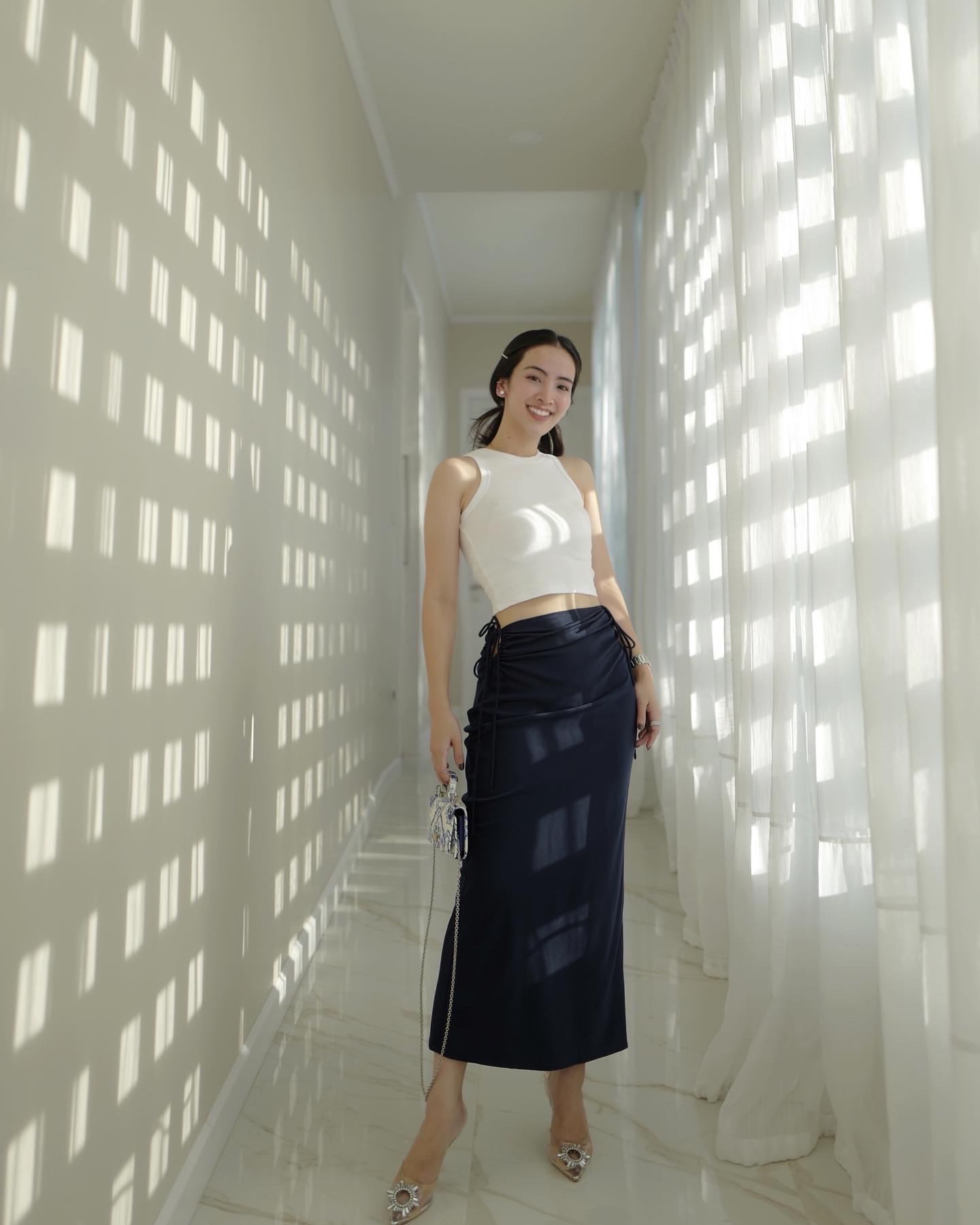#BJnavyblueSatinSkirt22 (590THB)—green—