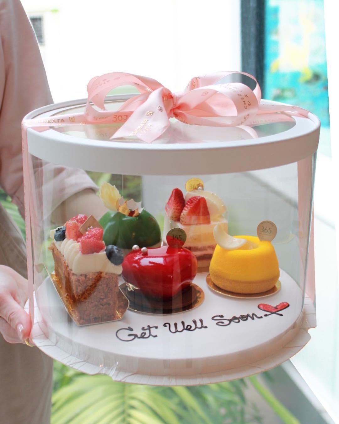 ชุดของขวัญ ขนมเค้ก Colorful gift set