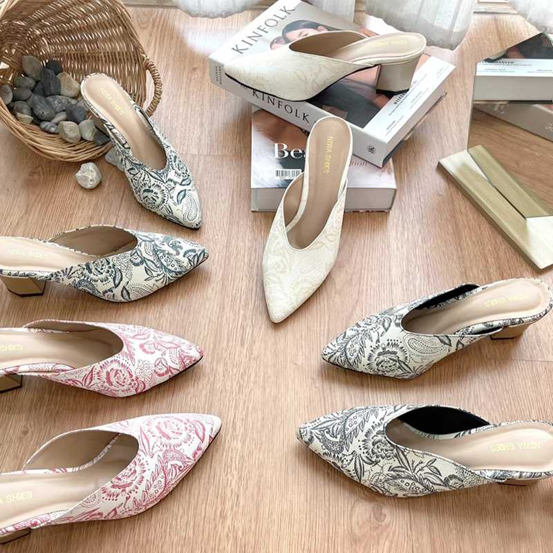 Niwa Shoes 'AO-804'